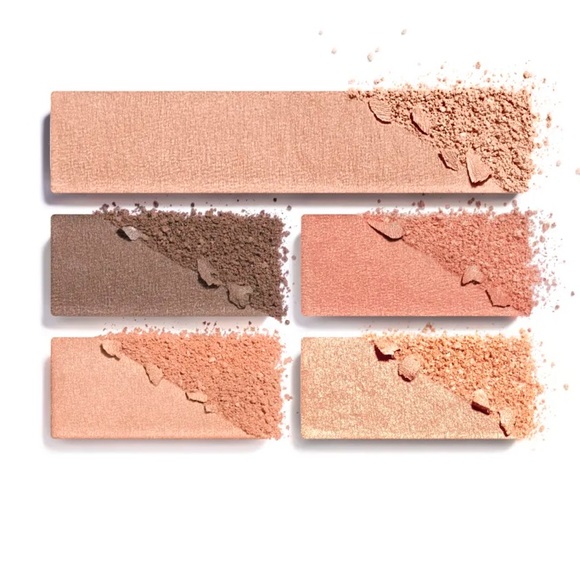 Chanel Eyeshadow Palette and Lip Balm - Picture 9 of 12